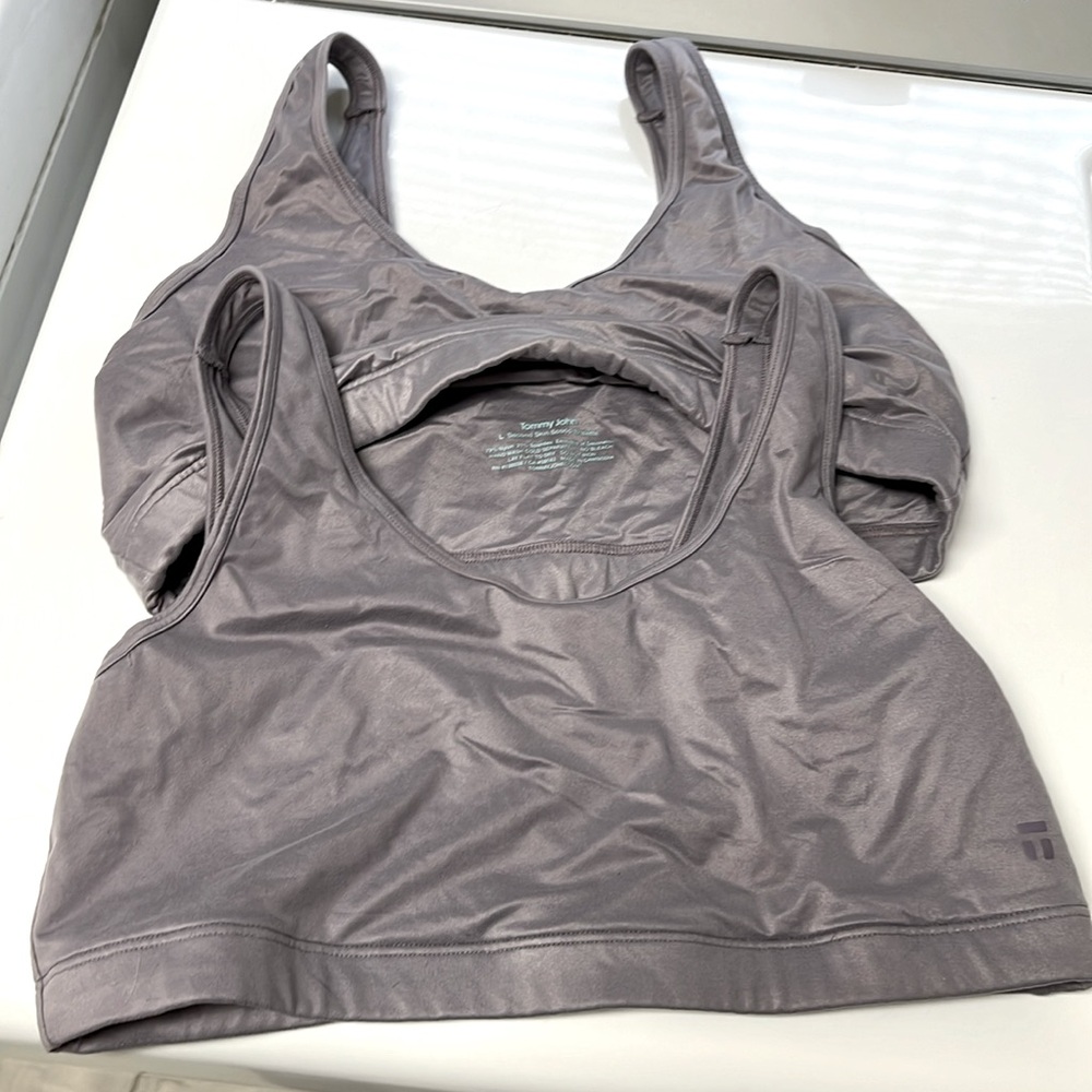 Tommy John Large Second Skin Scoop Bralettes. Like New. Lavender.